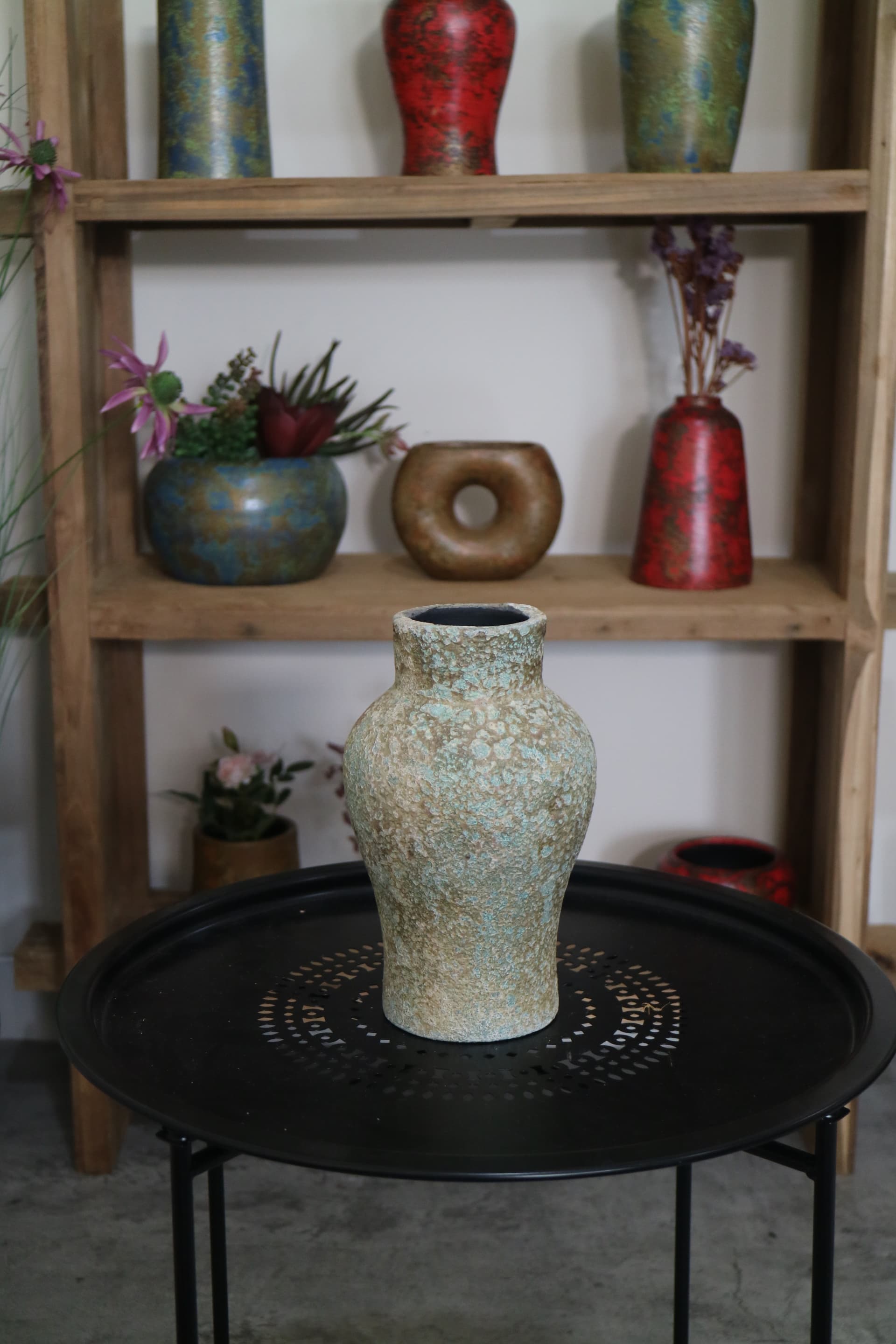 VASE TERAKOTA MODEL AVOCADO